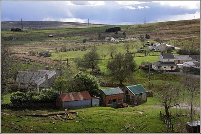 Wales' Highest Village - The Chartist Cottage - Trefil Tredegar Exterior foto